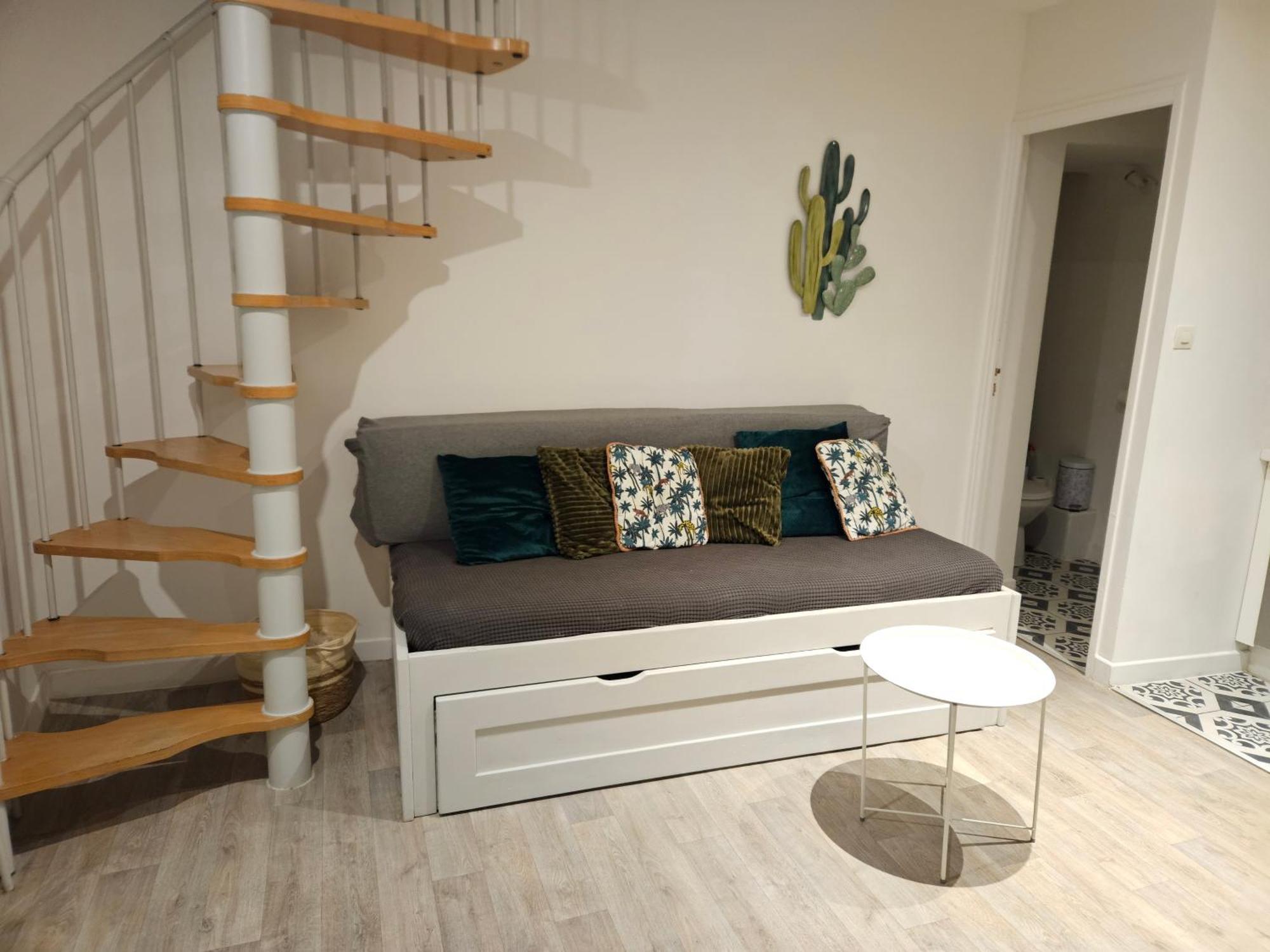 Donzère Maison De Village Meublee Avec Terrasse מראה חיצוני תמונה
